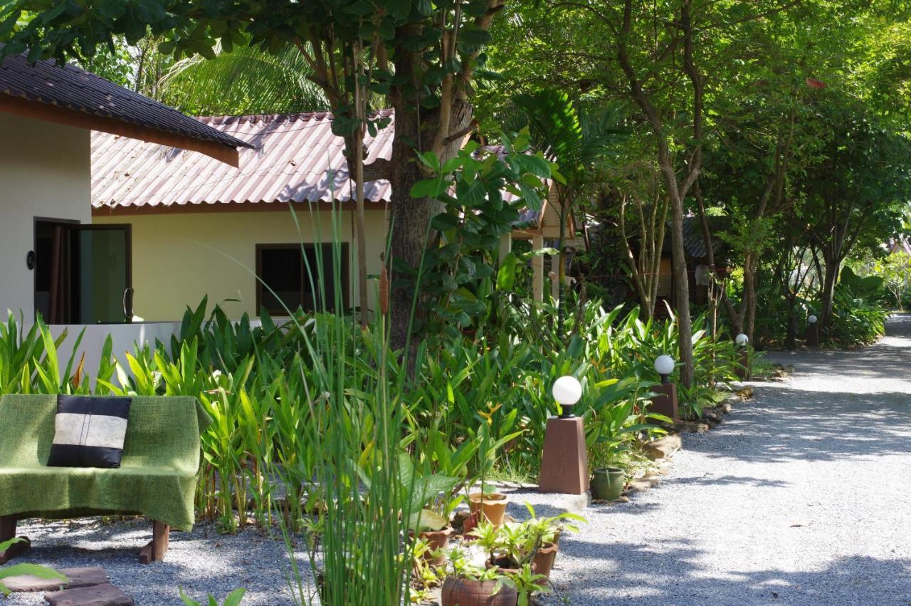 Thai House Beach Resort Ko Lanta Eksteriør bilde