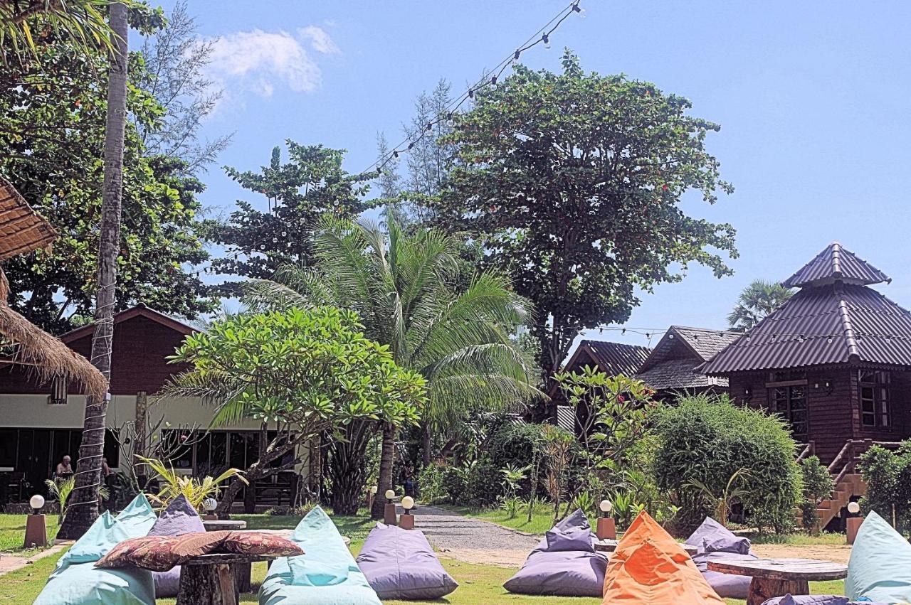 Thai House Beach Resort Ko Lanta Eksteriør bilde
